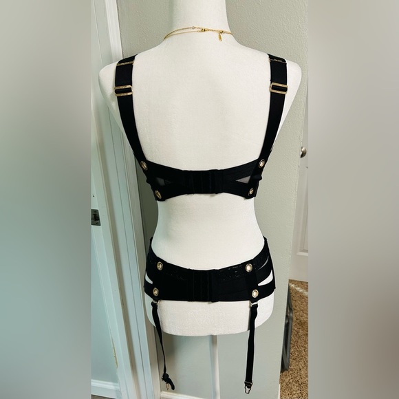 Honey Birdette 3 Piece Set - Picture 6 of 15